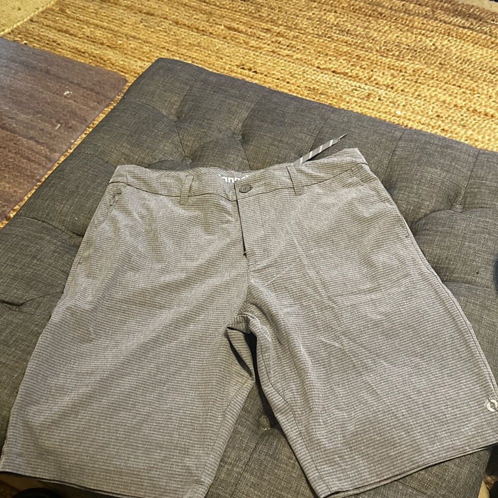 Hang Ten Men's Charcoal Flat Front Shorts